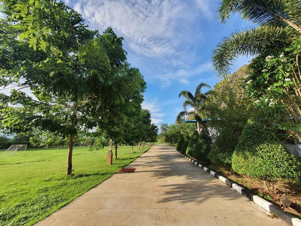 Phuphayot Resort Trang Extérieur photo