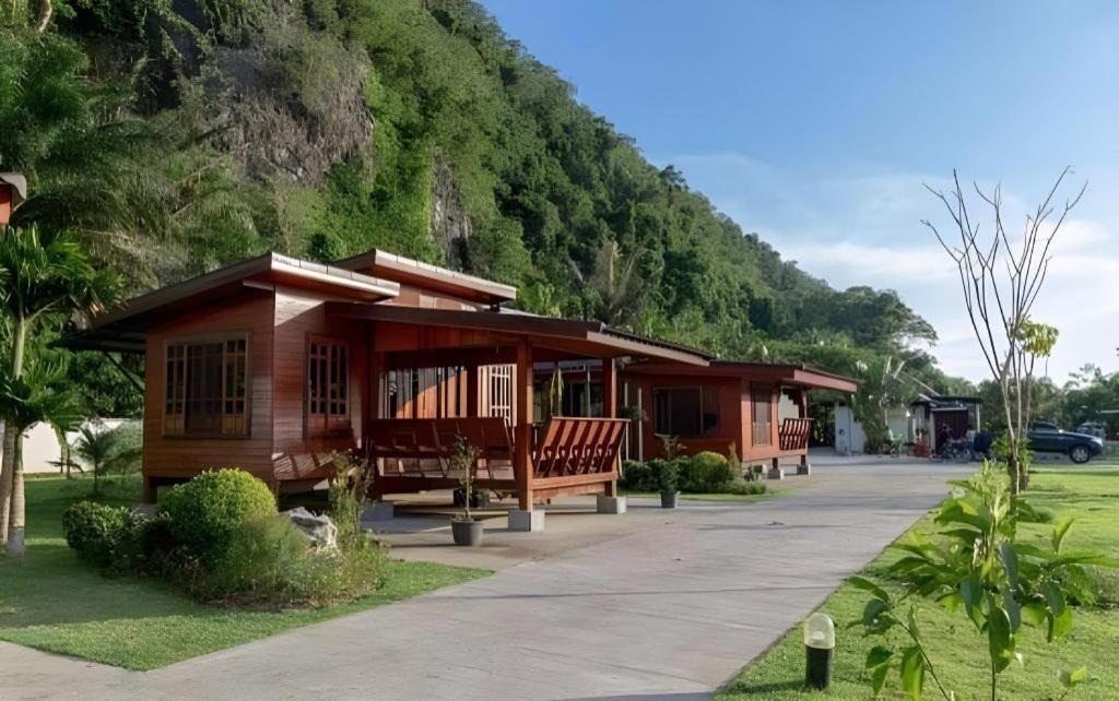Phuphayot Resort Trang Extérieur photo