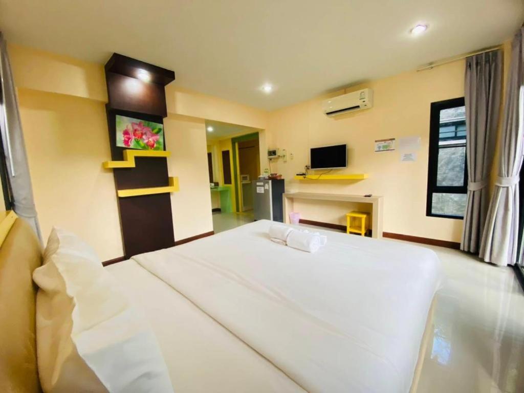 Phuphayot Resort Trang Extérieur photo